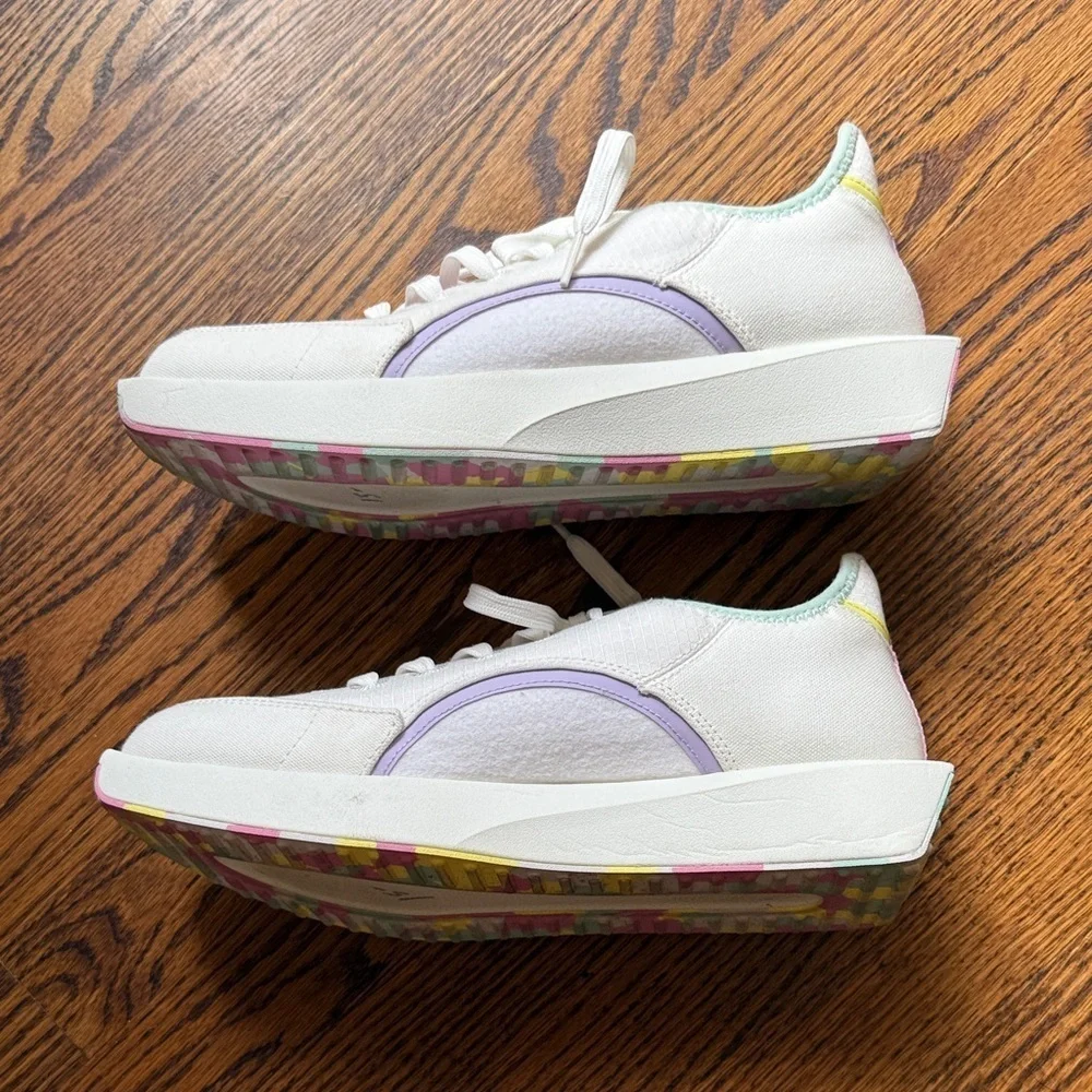 Allbirds Women's 11 White and Pink Sneakers - Picture 4 of 8